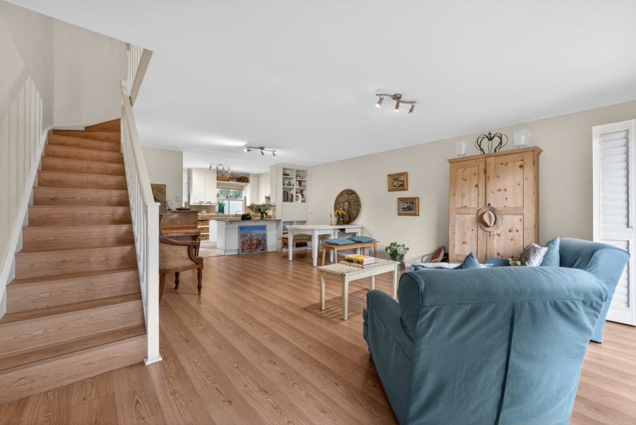 3 Bedroom Property for Sale in Vredehoek Western Cape
